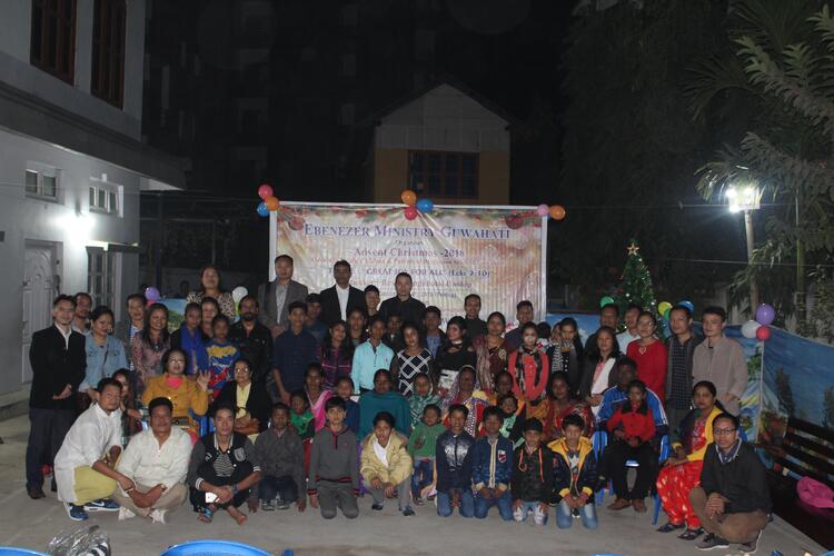 On 2018 Advent Christmas celebration group picture